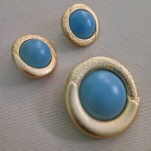 Vintage Signed Steel Blue 2 in one Brooch/Pendant and Clip-on Earrings